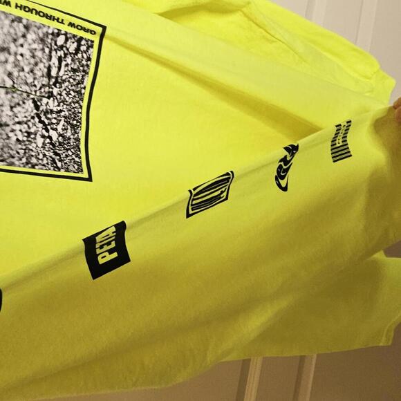 Petals Graphic Long Sleeve T-Shirt - Neon Yellow - Picture 4 of 5